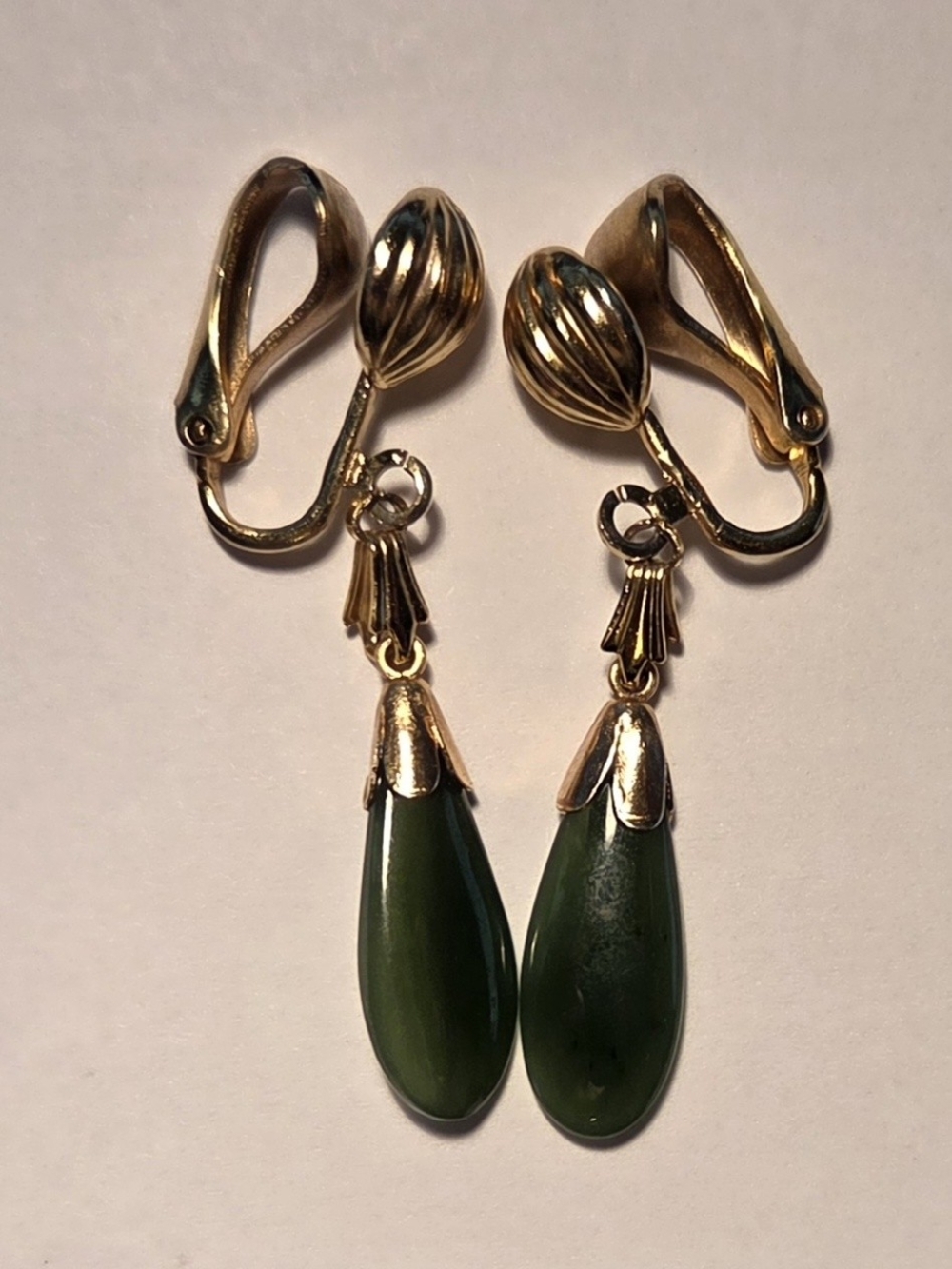 Vendome Vintage Gold-Tone Green Teardrop Clip-On Earrings
